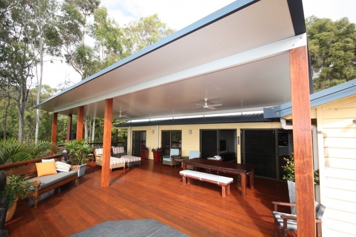 verandah with outdoor living